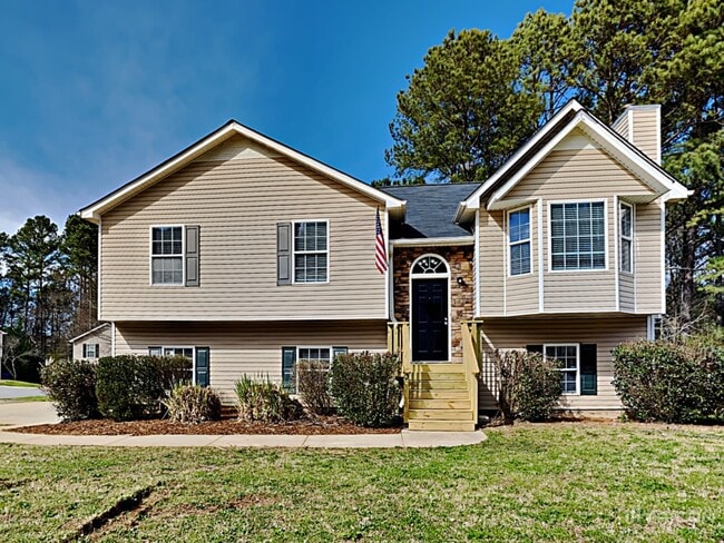 Building Photo - 105 Christine Ct