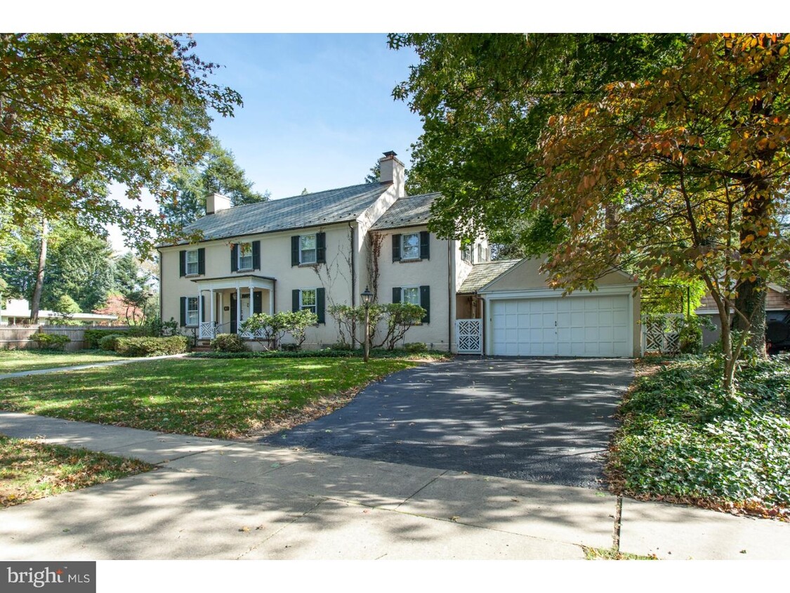 Primary Photo - 30 Boudinot St