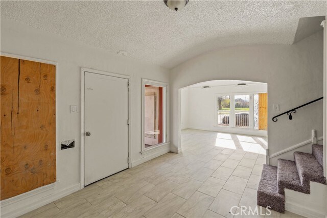 Foto del edificio - 272 W 9th St