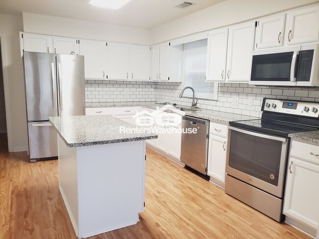 Foto del edificio - 141 Red Oak Ln