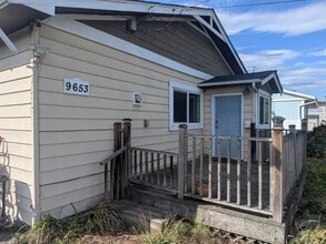 Building Photo - 9653 McNaught Rd