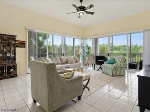 Building Photo - 5550 Heron Point Dr