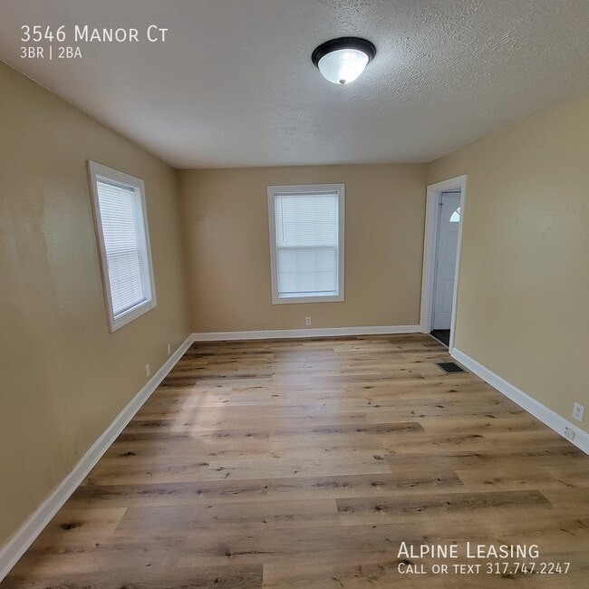 Building Photo - 3546 Manor Ct