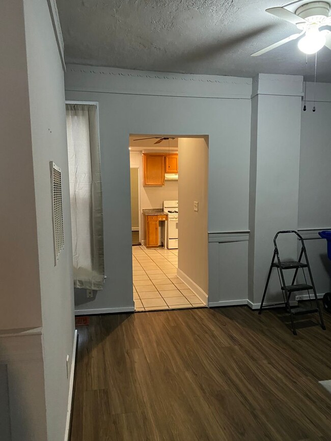 Building Photo - Huge Homes for Rent!! Space! Space! Space!...