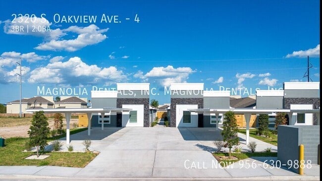 Building Photo - 2320 S Oakview Dr