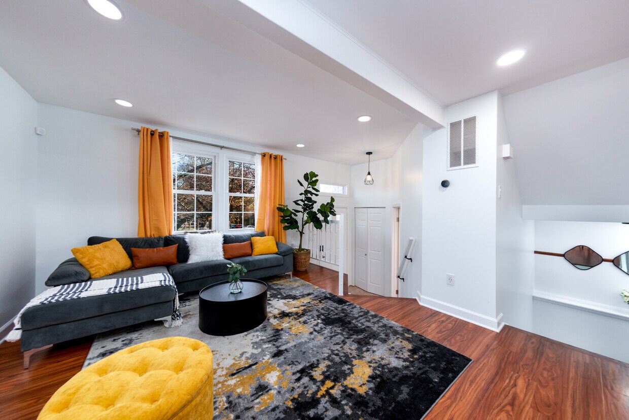 Photo - 6153 Gardenia Ct (Alexandria, VA)