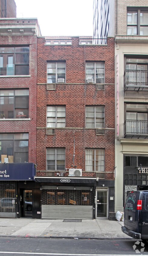 Building Photo - 41 E 30th St