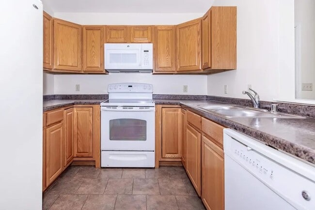 Interior Photo - The Residences at 843 Oak
