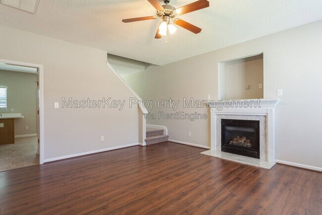 Foto del edificio - 6925 Paint Rock Ln