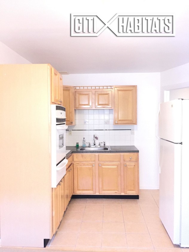 Foto principal - 10128 107th St
