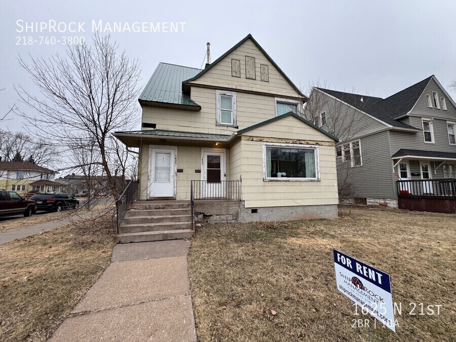 Primary Photo - 1625 N 21st St