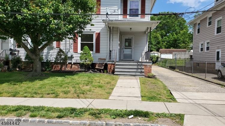 Primary Photo - 312 Church St