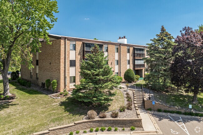 Building Photo - Parkview Terrace