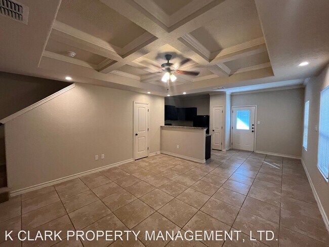 Building Photo - 3 br, 2.5 bath House - 7014 MICAYLA COVE #101