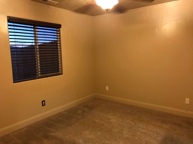 Building Photo - Charming Cedar City 3 Bedroom Home