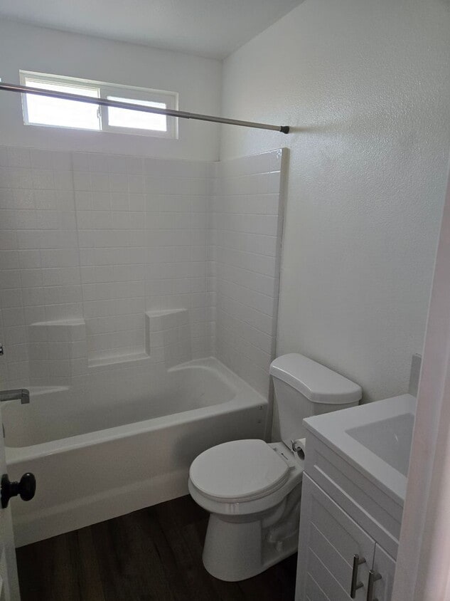 Building Photo - 289 W Belleview Ave