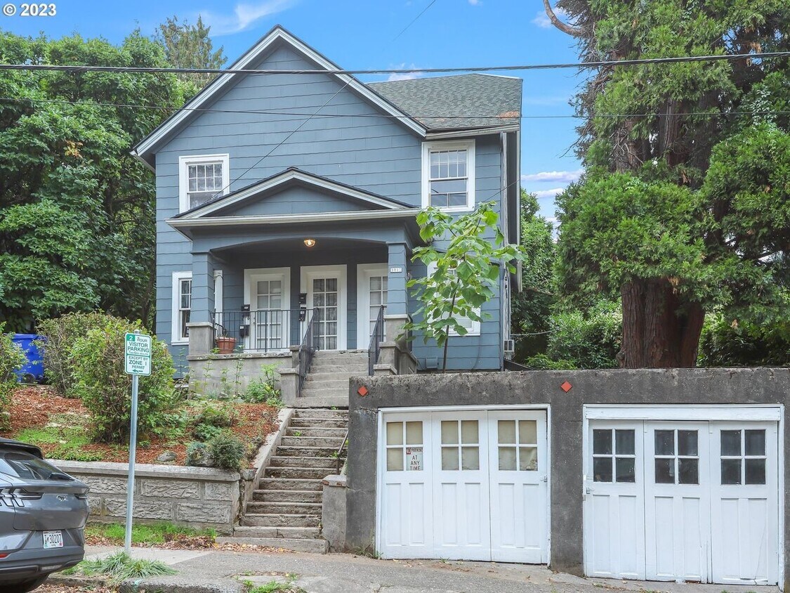 Primary Photo - 3915 S Corbett Ave