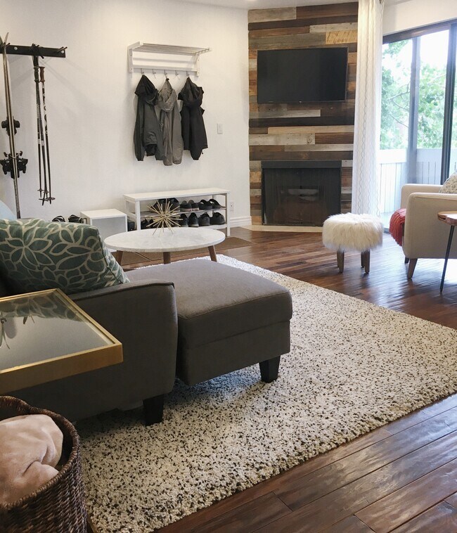 Foto del edificio - 6851 N 2200 W