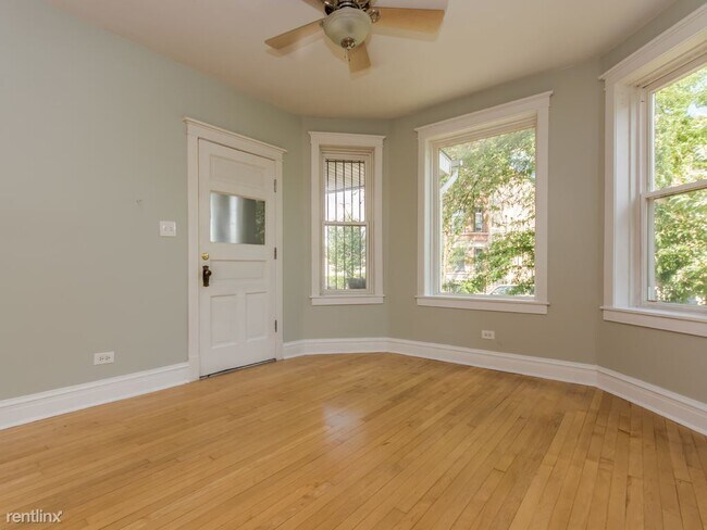 Foto del edificio - 1936 N Central Park Ave