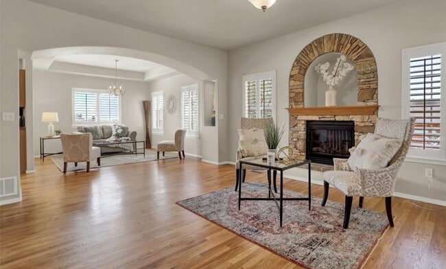 Building Photo - 5727 Cross Creek Dr