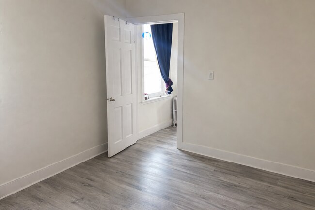 Foto del edificio - 363 Main St