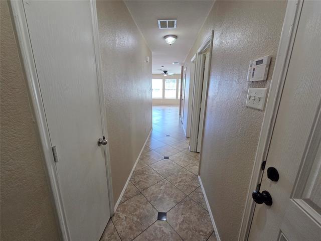 Foto del edificio - 2326 Kingsway Dr