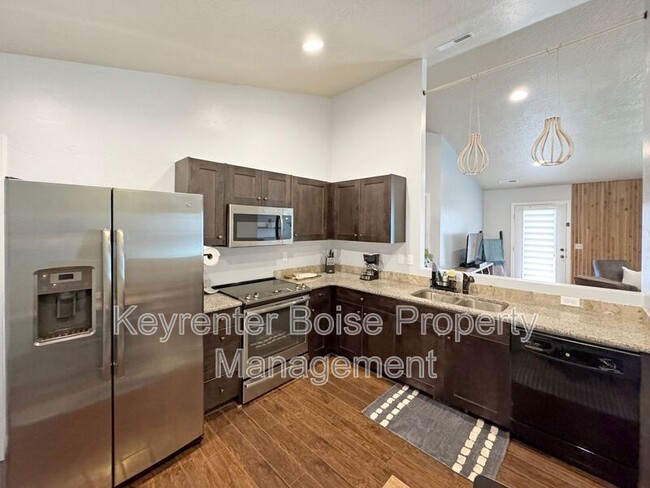 Building Photo - 9577 W Stonewood Dr