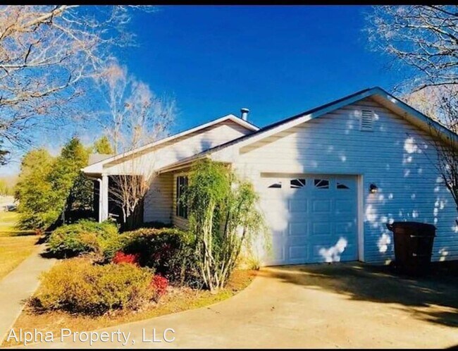 Foto del edificio - 3 br, 2 bath House - 514 Greenville St