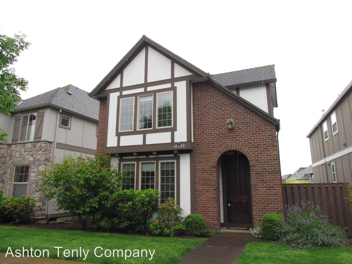 Primary Photo - 16552 NW Rosetta St