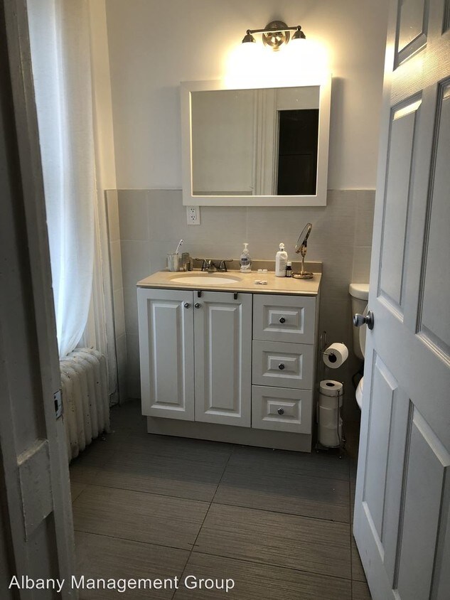 Foto del edificio - 81 Ten Broeck St