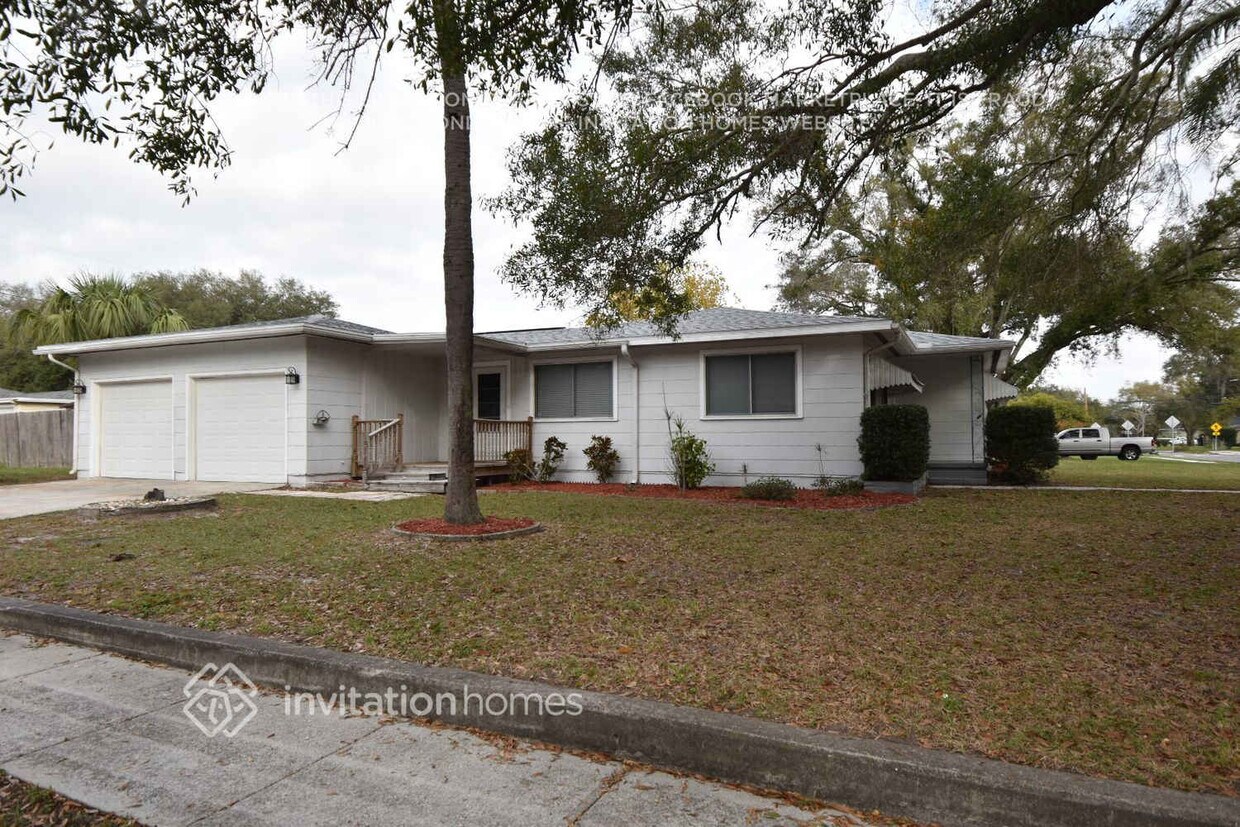 Foto principal - 615 2nd St SW