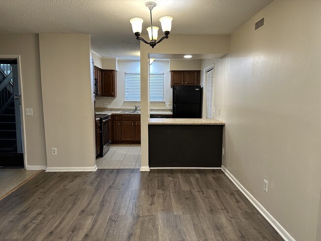 Building Photo - 3156 Heathstead Pl