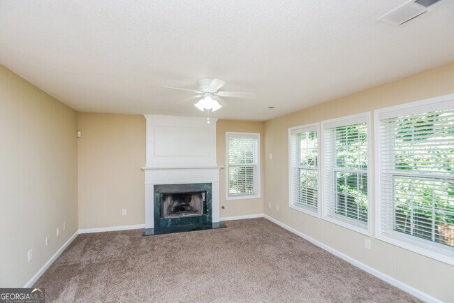 Building Photo - 5804 Tree Fern Ct