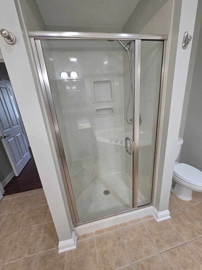 Interior Photo - Pinnacle on Meridian