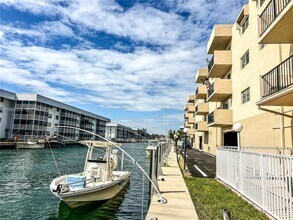 Building Photo - 3860 NE 170th St