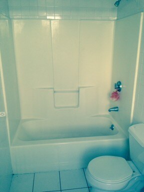 Building Photo - 944 Broadway