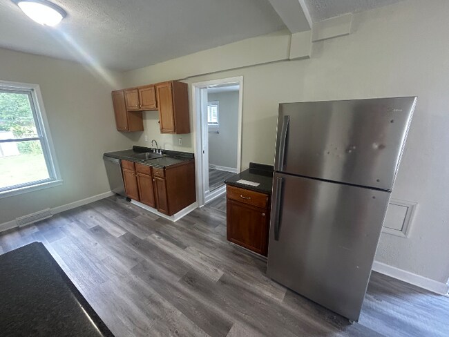 Foto del edificio - 4055 Skiff St