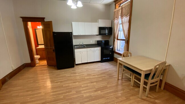 Foto del edificio - 605 Bluff St