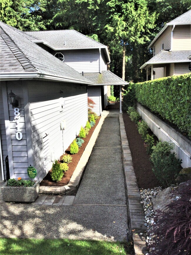 Front walkway - 8710 133rd Ave NE