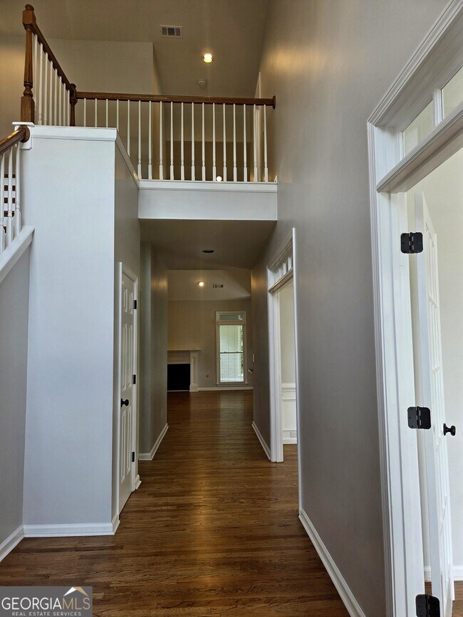 Foto del edificio - 3770 Glennvale Ct