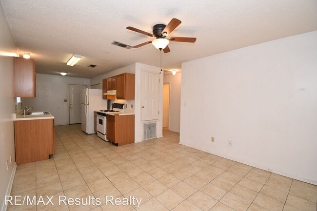 Foto del edificio - 301 Everett St
