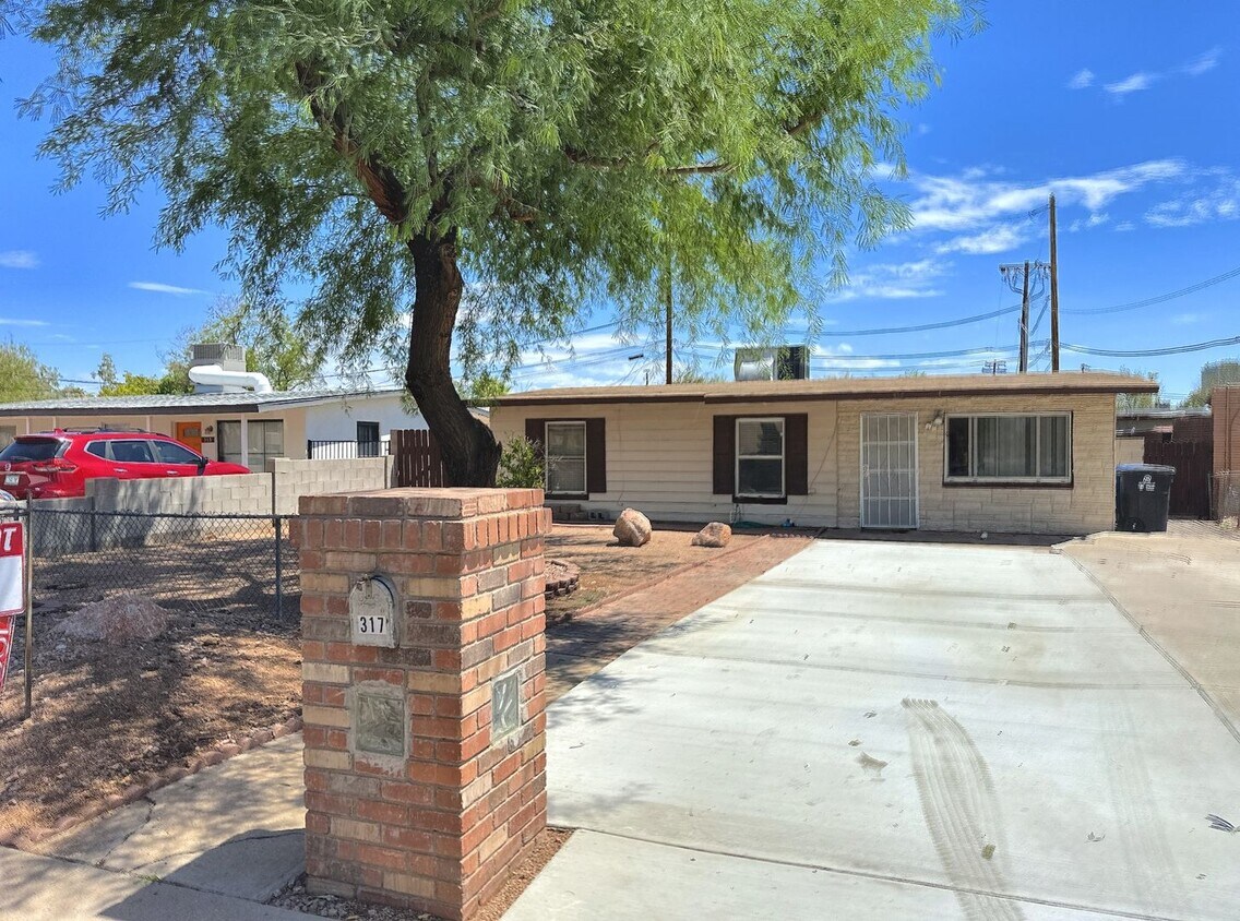 Primary Photo - END OF SUMMER SPECIAL - FREE RENT FOR SEPT...