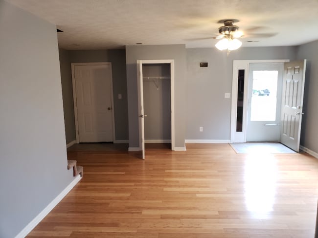 Building Photo - 1069 Merrick Dr