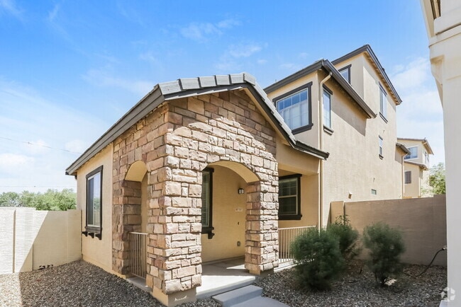 Building Photo - 7057 S 7th Ln