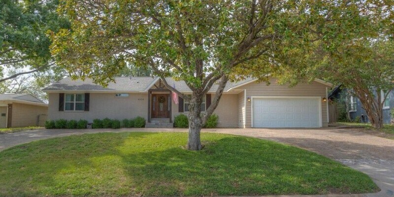 Primary Photo - 4454 RIDGEVALE RD