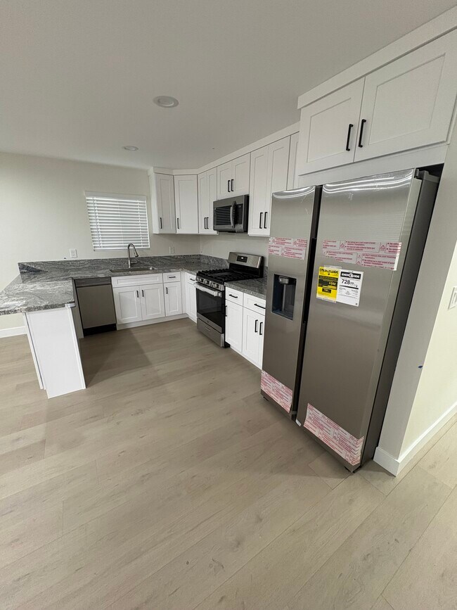 Foto del edificio - 2410 W Stanford St