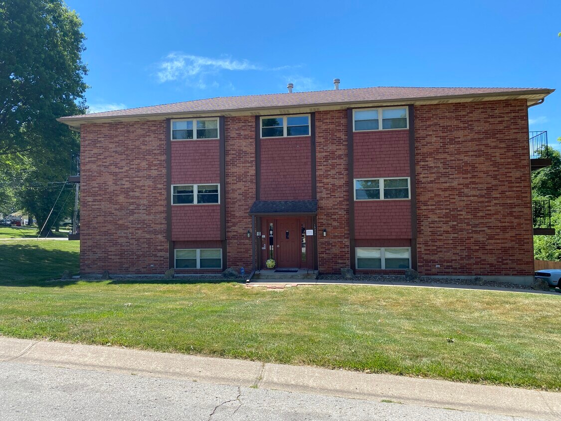 15211 E 23rd St S Unit 6, Independence, MO 64055 Apartments in