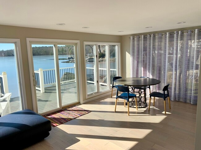 Building Photo - 180 N Shore Dr