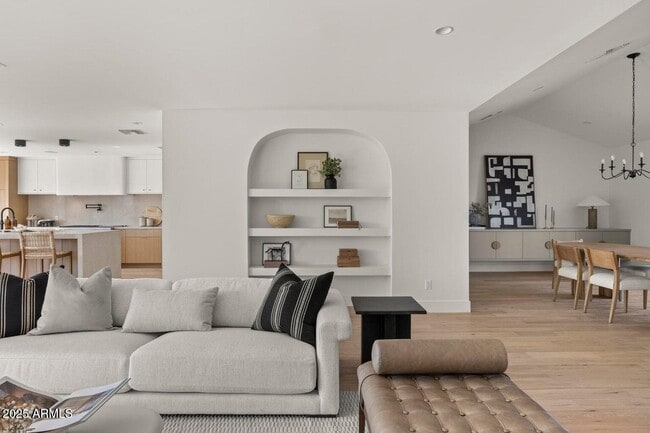 Foto del edificio - 6039 E Calle Camelia