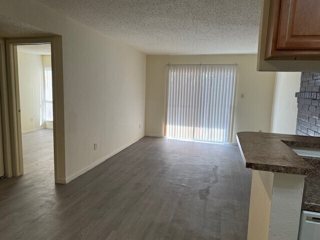 Foto del edificio - 8315 Jorine Dr